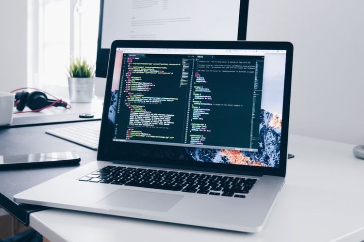 Kenapa Coding Already Dead pada Tahun 2025: H1B, Bitcoin dan Masa Depan Teknologi