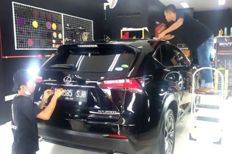 Jangan Asal Gosok! Begini Cara Tepat Menghilangkan Noda Aspal di Bodi Mobil