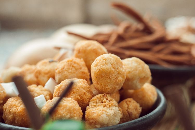 Sering Dikonsumsi Tanpa Disadari, 7 Makanan dan Minuman Ini Bisa Tingkatkan Risiko Kanker Usus