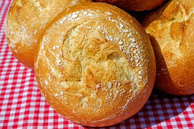 17 Ide Nama Usaha Roti Goreng yang Unik, Bikin Bisnis Kamu Makin Cuan!