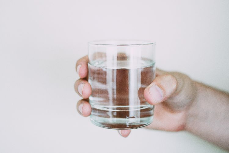 Berapa Banyak Air yang Perlu Diminum saat Haji? Ini Penjelasannya