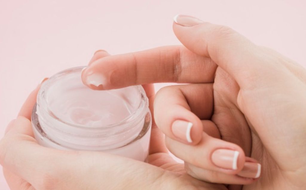 Mau Kulit Kencang Tanpa Botox? Intip Fakta Kandungan Peptide pada Skincare Kamu!