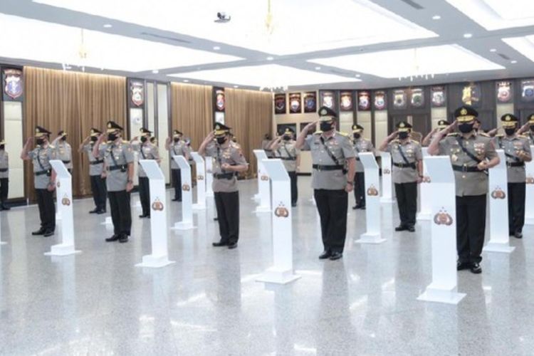 Kapolri Pimpin Upacara Serah Terima Jabatan Irwasum Polri dan Kapolda Jajaran Hari Ini