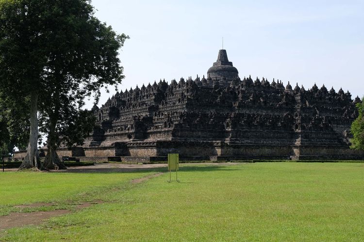 7 Candi Terbesar di Dunia dengan Bangunan Unik yang Sering Dikunjungi Wisatawan Lokal hingga Mancanegara