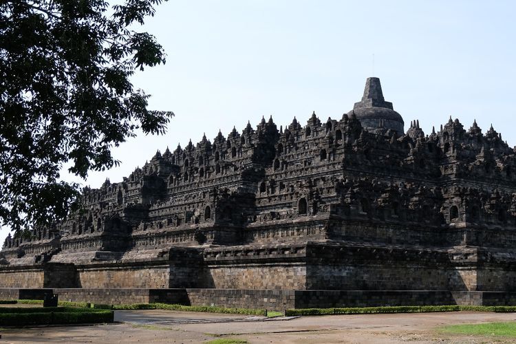 Jelajahi 7 Destinasi Wisata Religi Buddha di Indonesia: Instagramable dan Penuh Makna