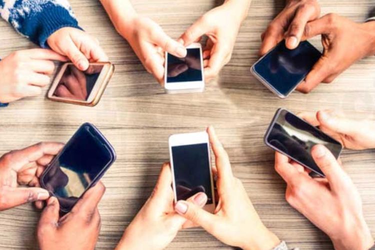 5 Mitos Smartphone yang Masih Sering Bikin Orang Ketipu, Jangan Sampai Jadi Korban Marketing!
