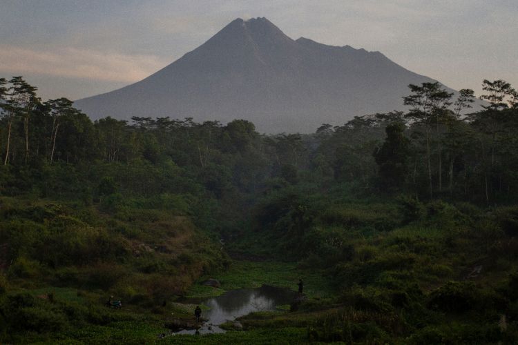 Catat! Ini 4 Gunung di Indonesia yang Menutup Jalur Pendakian pada 17 Agustus 2025!