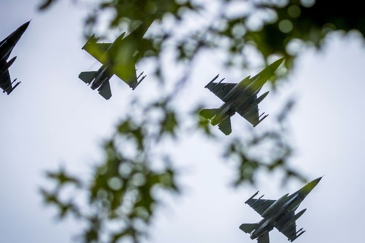 Pesawat Militer AS Bergerak ke Mediterania, Potensi Serangan Gabungan ke Iran Meningkat
