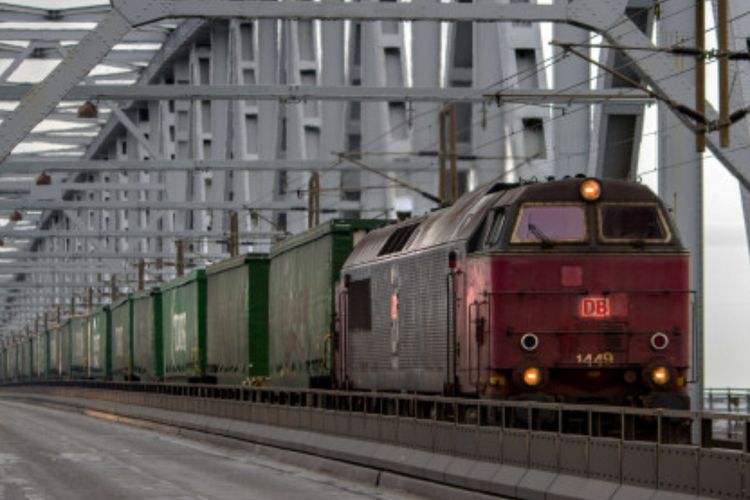 Cina Sukses Uji Kereta Barang 35 Ribu Ton Berbasis Sistem Nirkabel, Diklaim Pertama di Dunia