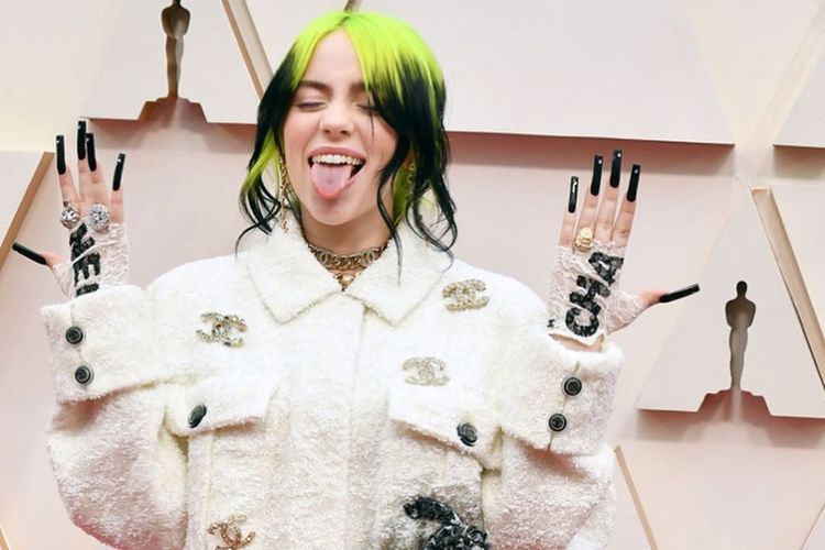 Billie Eilish Nyaris Celaka di Konser Miami karena Ulah Penonton