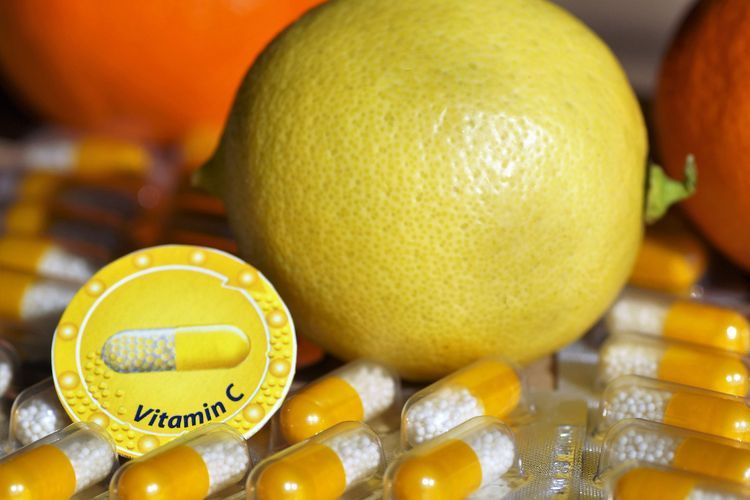 Nutrisi dan Emosi: Mengungkap Peran Penting Vitamin dalam Kesehatan Mental