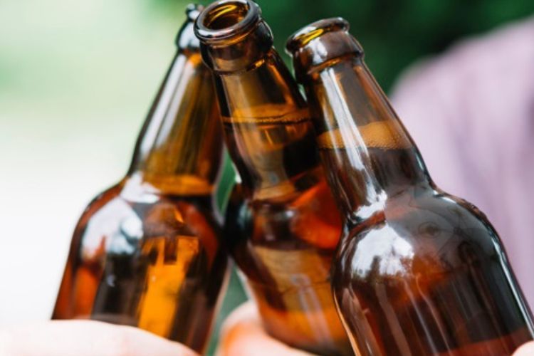 Pesta Miras Oplosan di Persawahan, Pelajar SMK di Serang Meninggal
