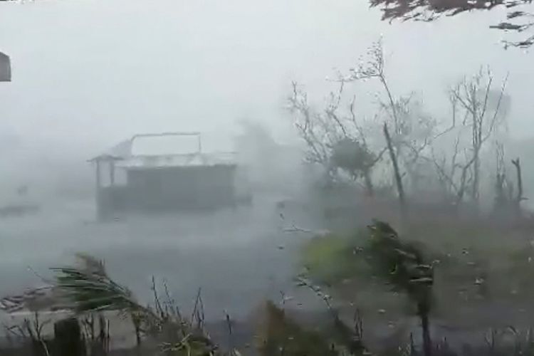 Topan Kalmaegi Terjang Filipina: 140 Orang Tewas, 127 Hilang
