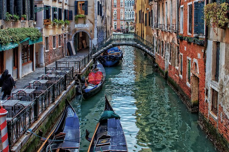 Venesia: Cantik, Chaos, dan Bikin Jatuh Cinta Diam-Diam