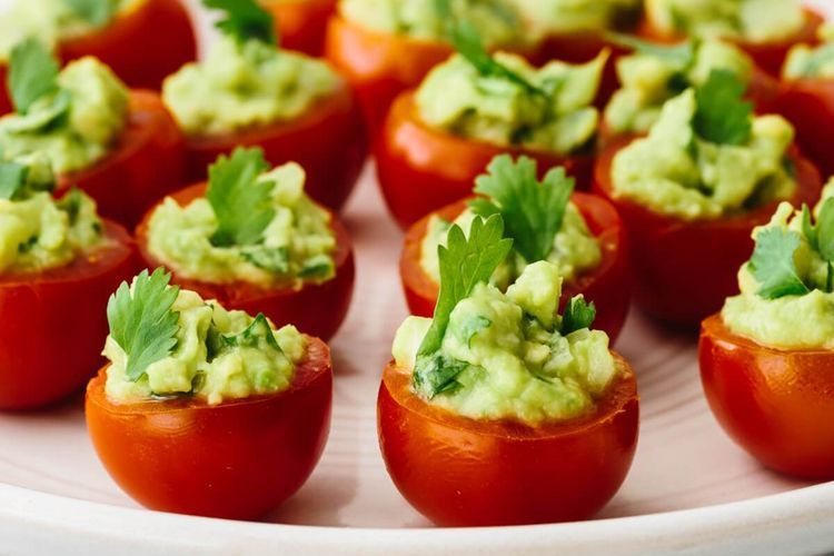 Cobain Resep Tomat Isi Guacamole, Saus Alpukat dari Meksiko