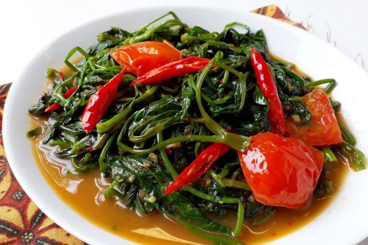 7 Resep Olahan Kangkung Buat Anak Kos yang Murah, Cepat, dan Bikin Nagih!