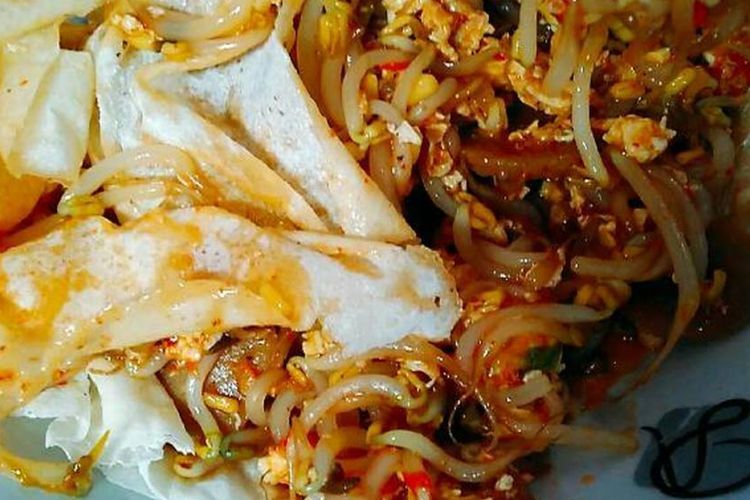 17 Ide Nama Usaha Lumpia Basah yang Unik, Lucu, dan Bikin Penasaran!