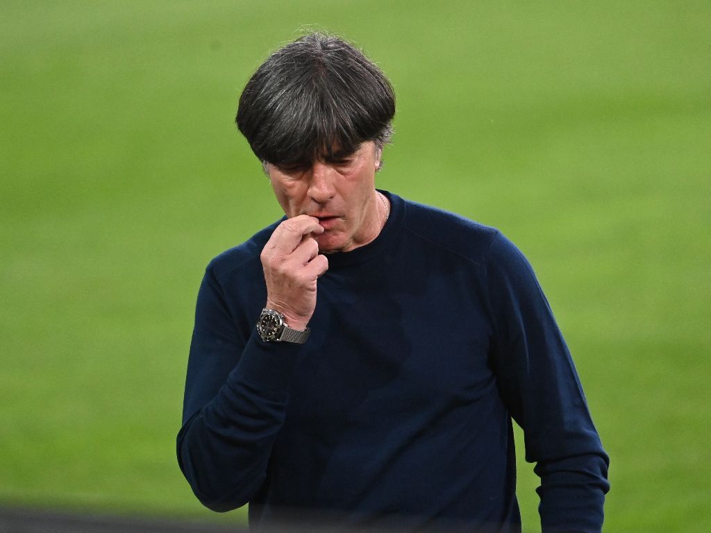 Nggak Pengen Jadi Tim Hore di Piala Dunia 2026, Timnas Uzbekistan Berencana Rekrut Joachim Low Sebagai Pelatih