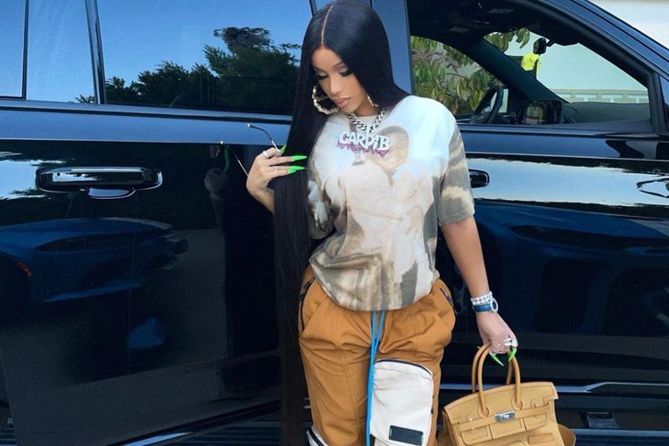 Cardi B Hadiri Sidang atas Dugaan Kekerasan terhadap Petugas Keamanan