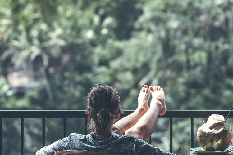 Berapa Lama Waktu Yang Tepat Untuk Berjemur Bagi Penderita COVID-19?