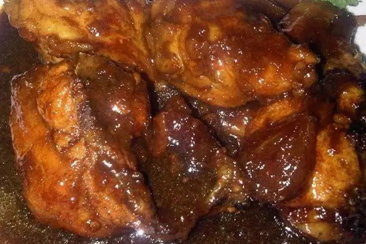 Resep Ayam Kecap Sederhana, Gurih Manis Bikin Nambah Nasi!