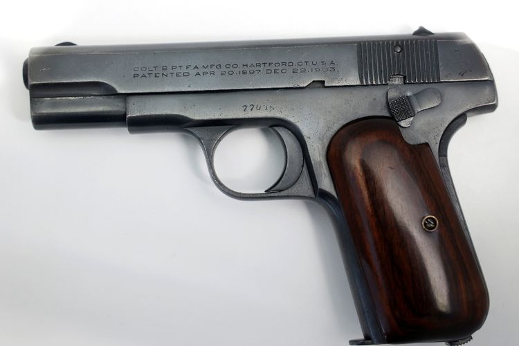 FOTO: Pelelangan Barang Peninggalan Gangster Amerika Al Capone