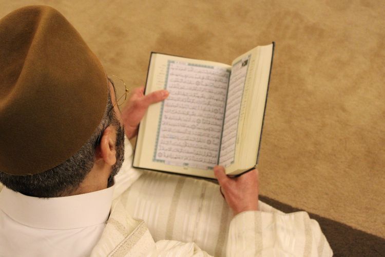 Doa Setelah Sholat Tahajud Beserta Zikir dan Keutamaannya