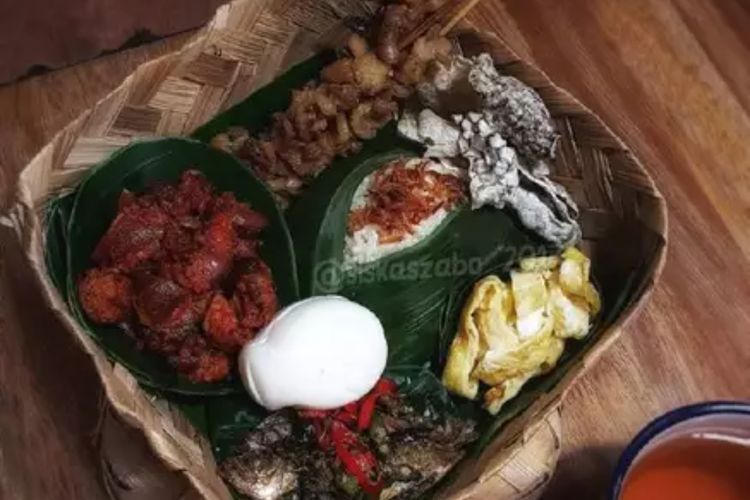 Cara Mudah Membuat Nasi Berkat Khas Wonogiri Yang Enak dan Lezat
