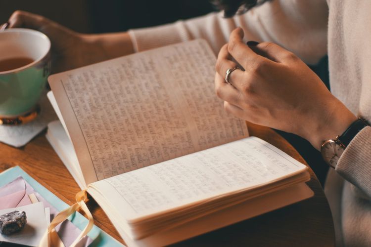5 Kebiasaan Aneh yang Ternyata Bikin Kamu Lebih Pintar