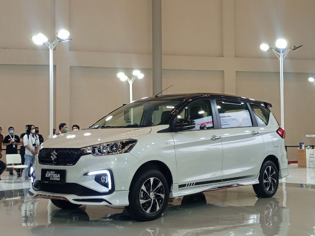 5 Rekomendasi Mobil Hybrid Terbaru 2025: Harga Murah dan BBM-nya Dijamin Irit!