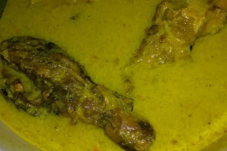 Tertarik Membuat Ayam Lodho Khas Tulungagung Pagi Ini? Berikut Ini Resepnya