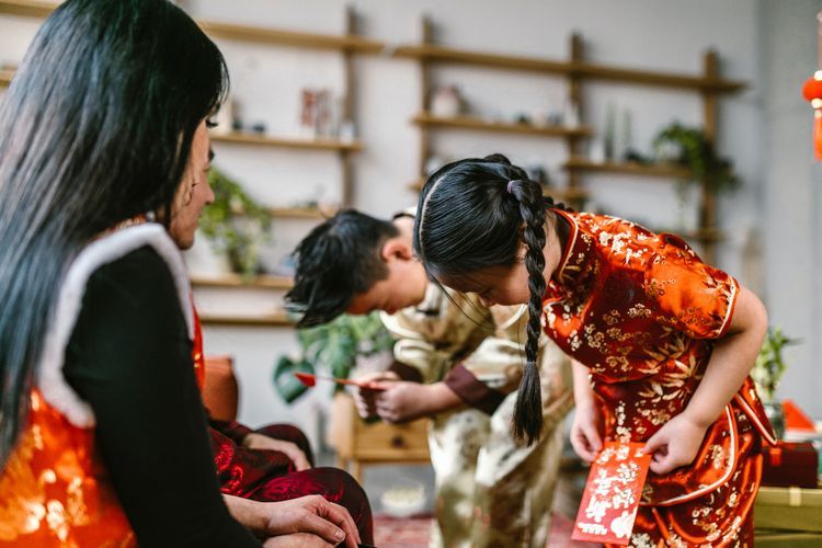Merayakan Imlek Bisa Bikin Mood Up! Ini 5 Manfaatnya buat Kesehatan Mental