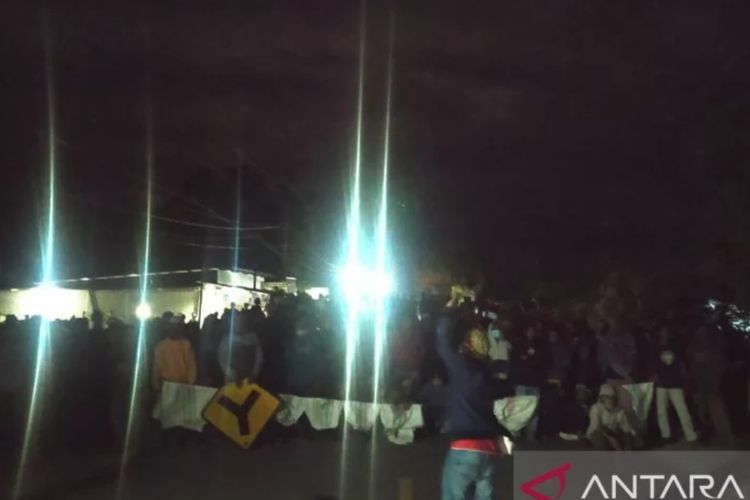 Kunjungan ke Sulteng, Komisi III DPR Duga Ada Pelanggaran SOP Polisi Tembak Demonstran