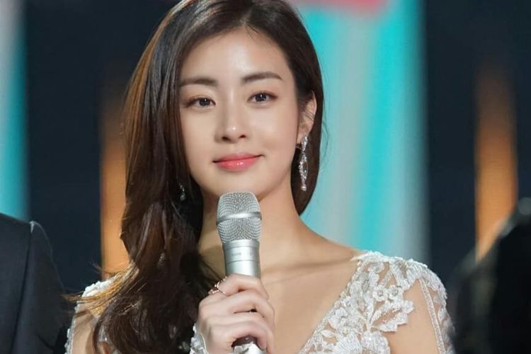 Kang Sora Dikabarkan Menerima Tawaran untuk Membintangi Drama Terbaru
