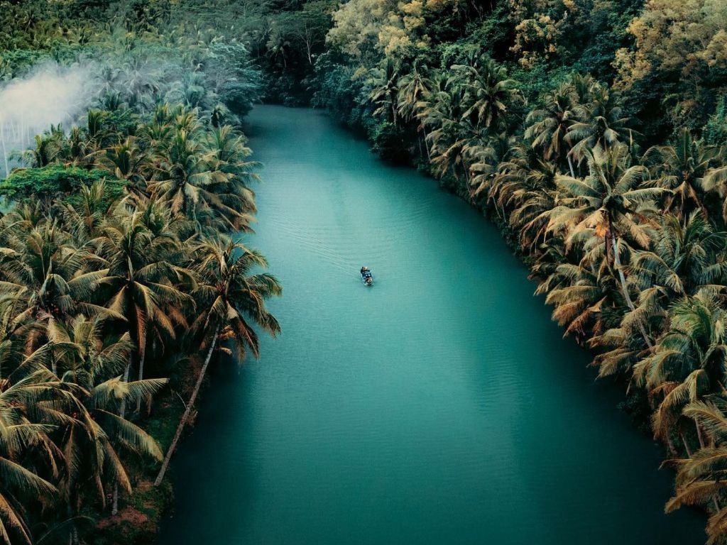 10 Wisata Sungai di Indonesia Paling Menarik, Seru dan Penuh Adrenalin