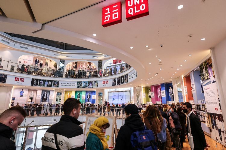 Deretan Brand Fast Fashion dan Dampak Buruknya bagi Lingkungan