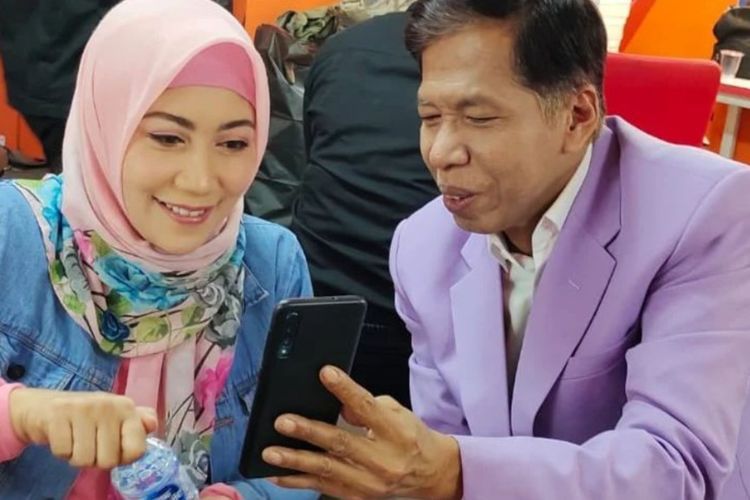 Kiwil Bangga Sering Dicemburui Istri: Kharisma Orang Ganteng Nggak Bakal Hilang