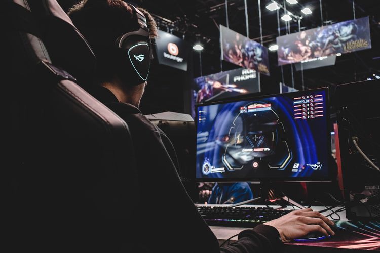 Bukan Cuma Jago Main Game, Generasi Muda Juga Perlu Melek Finansial di Era AI