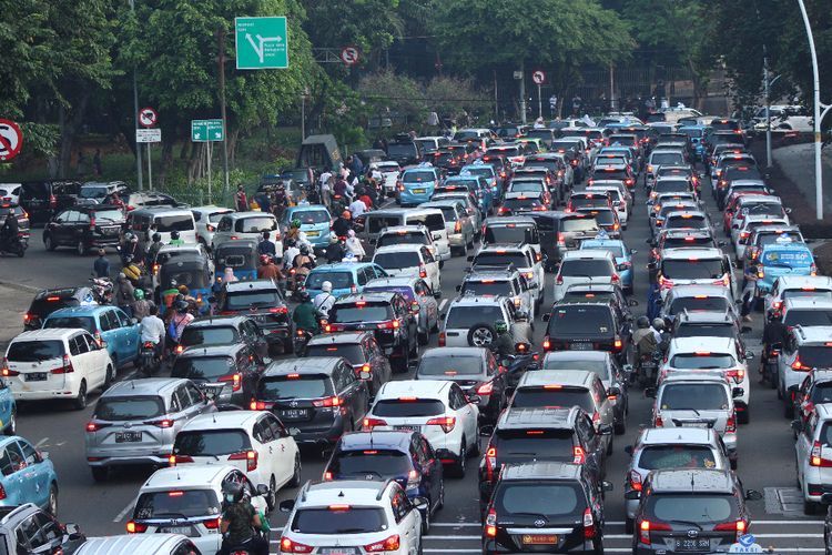 Polda Metro Catat Selama Tahun 2024 ada 850.901 Kendaraan Baru Muncul di Jakarta