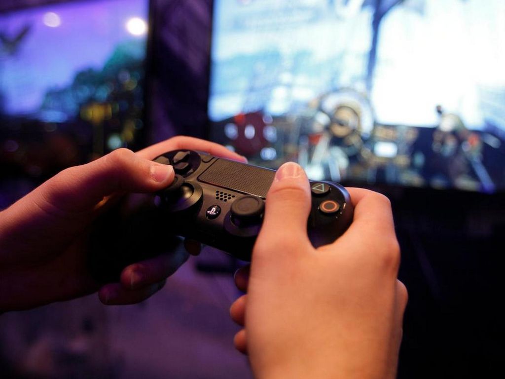 Akhir Era PS4 ? PlayStation 5 Resmi Kalahkan PS4 dalam Jumlah Pemain Aktif