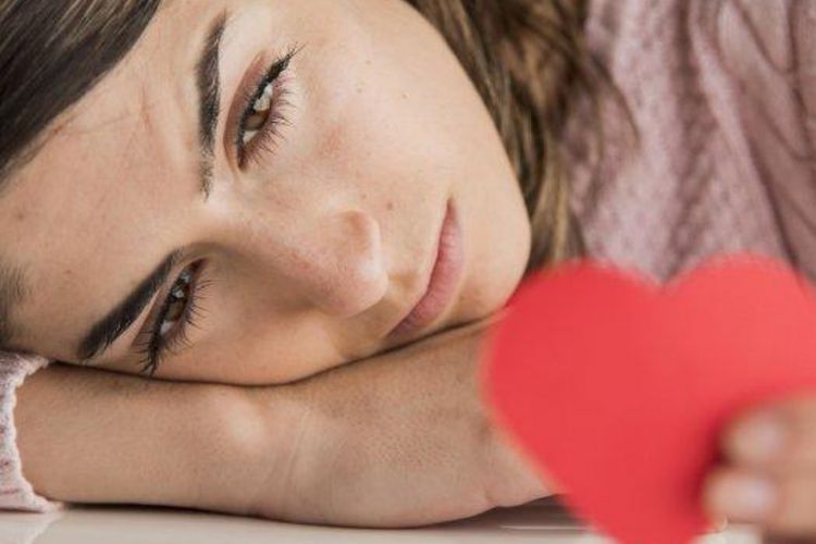 Susah Move On? Ini Alasan Psikologis Kenapa Banyak Orang Masih Terjebak dengan Mantan