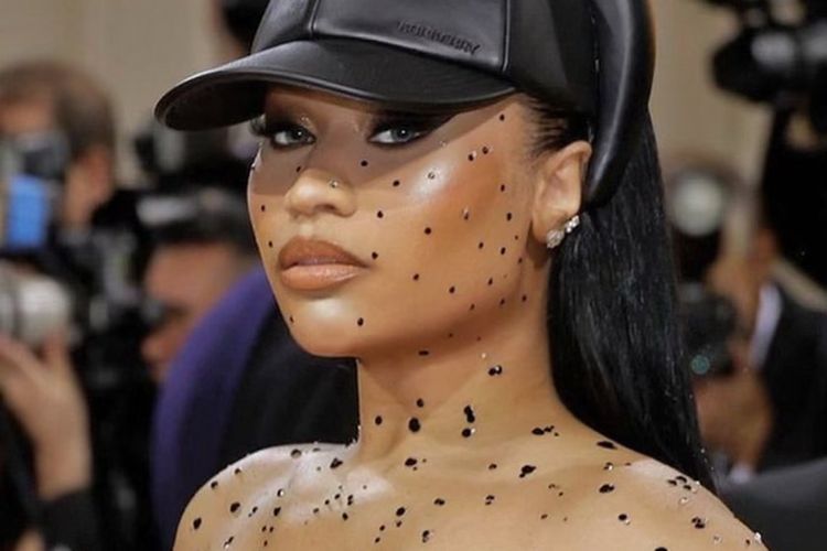 Nicki Minaj Dikira Hamil saat Live Instagram, Bikin Fans Kaget dan Faktanya Bukan Begitu