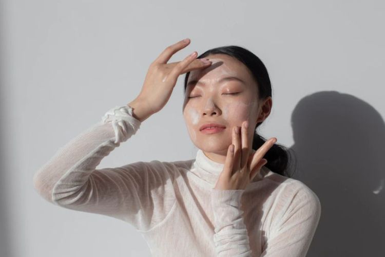 Chemical atau Physical Sunscreen, Banyak yang Salah Pilih! Apa Sunscreen Kamu Sudah Benar?