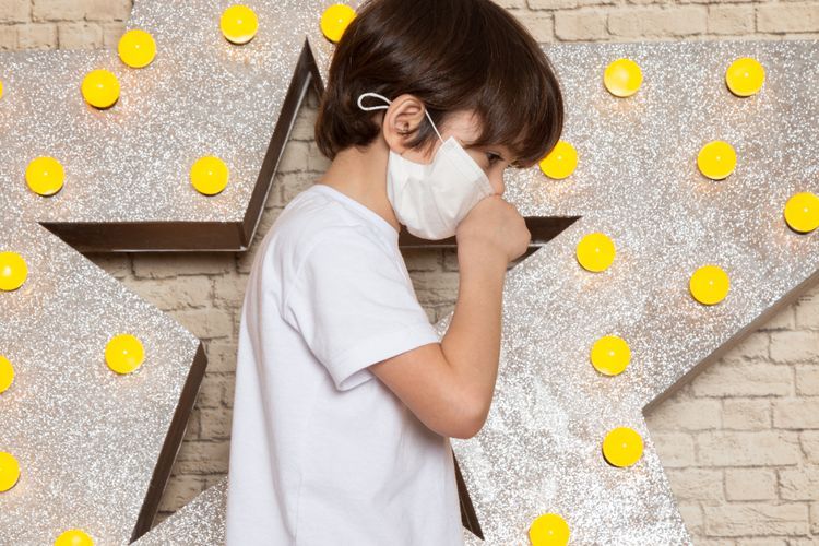 7 Obat Batuk Alami untuk Anak yang Moms Harus Tau, Apa Saja Ya?