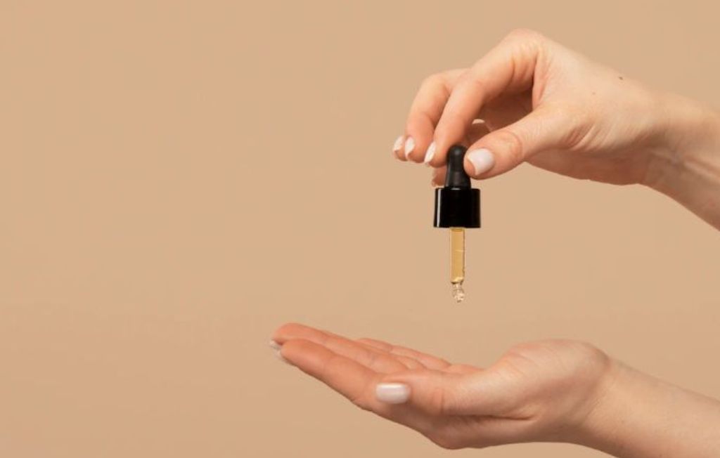 Niacinamide Tidak Boleh Dicampur dengan Apa Saja? Simak Daftarnya