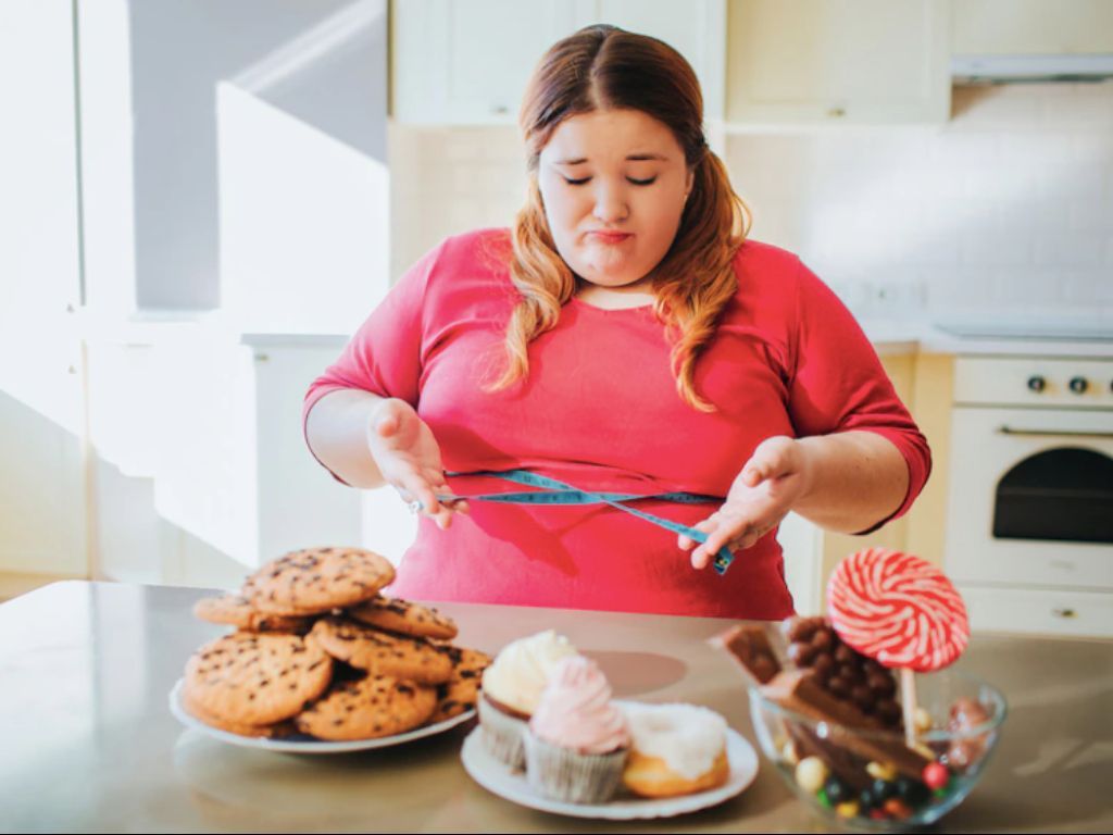 5 Bahaya Tidur Setelah Makan, Salah Satunya Berisiko Obesitas