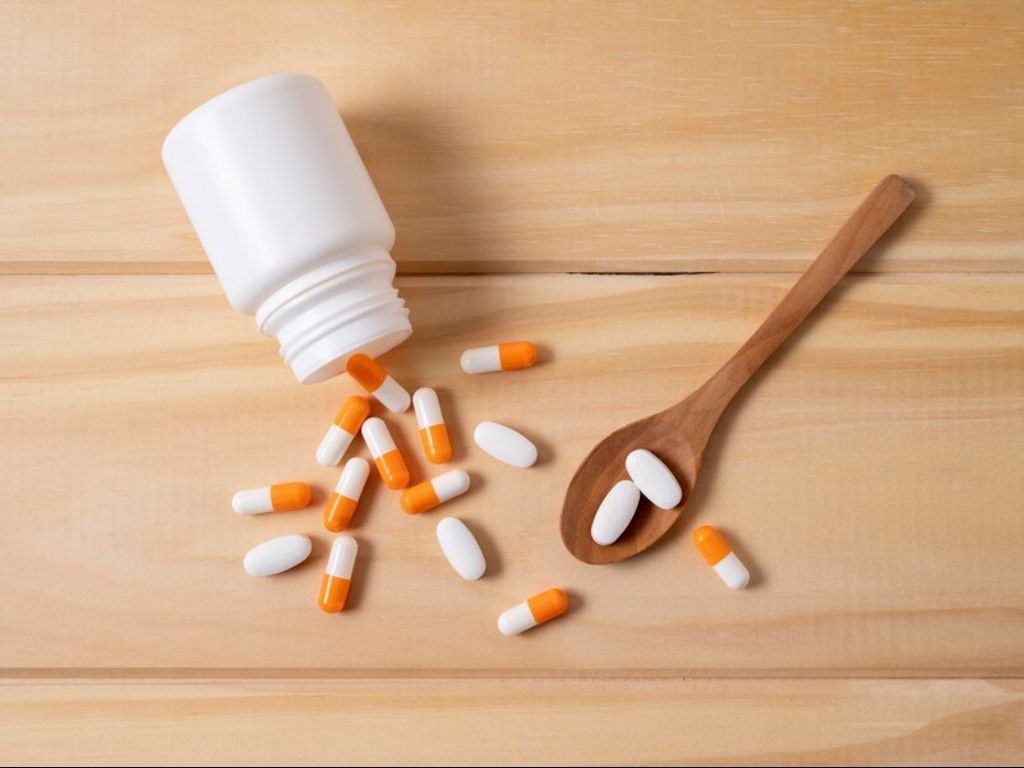 Amankah Minum Vitamin Setiap Hari? Ini Aturan yang Sering Diabaikan