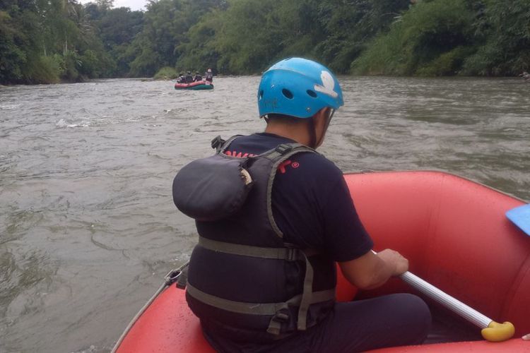 Serunya Arung Jeram di Sungai Elo Magelang, Pacu Adrenalin Sambil Nikmati Indahnya Alam