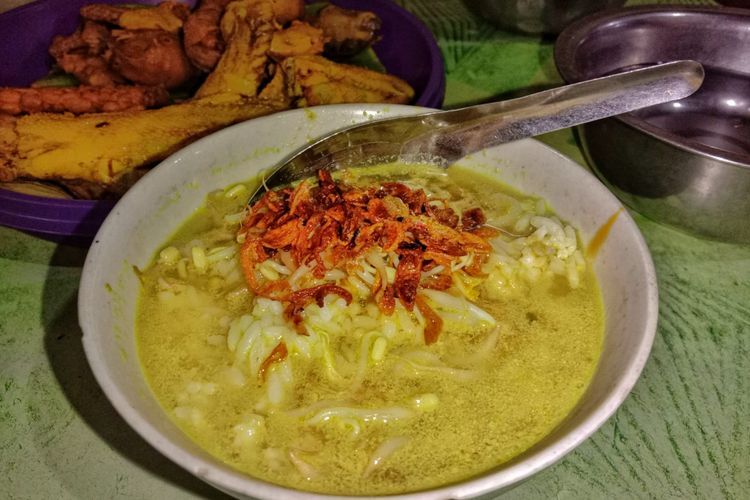 Soto Kemiri khas Pati, Hidangan dari Bumi Mina Tani yang Wajib Dicicipi
