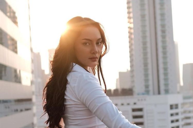 DJ Panda Dilaporkan Erika Carlina ke Polisi! Diduga Ancam Hingga Minta Fans Ganggu Persalinan